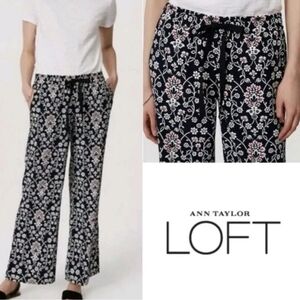 Ann Taylor LOFT Palazzo Pants Navy Floral Wide Leg Size Medium